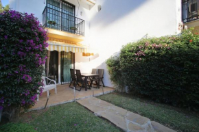  Calahonda 2 Bedroom House with Air Con  Калаонда